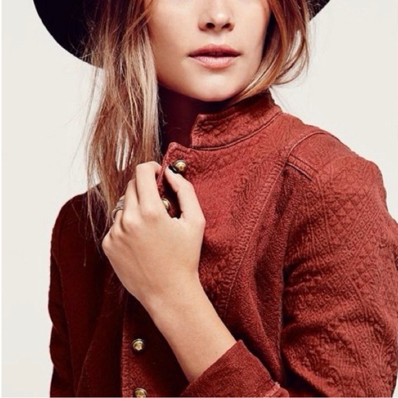Free People Red Mulitary Ruffled Jacket Sz 10 - Picture 2 of 5